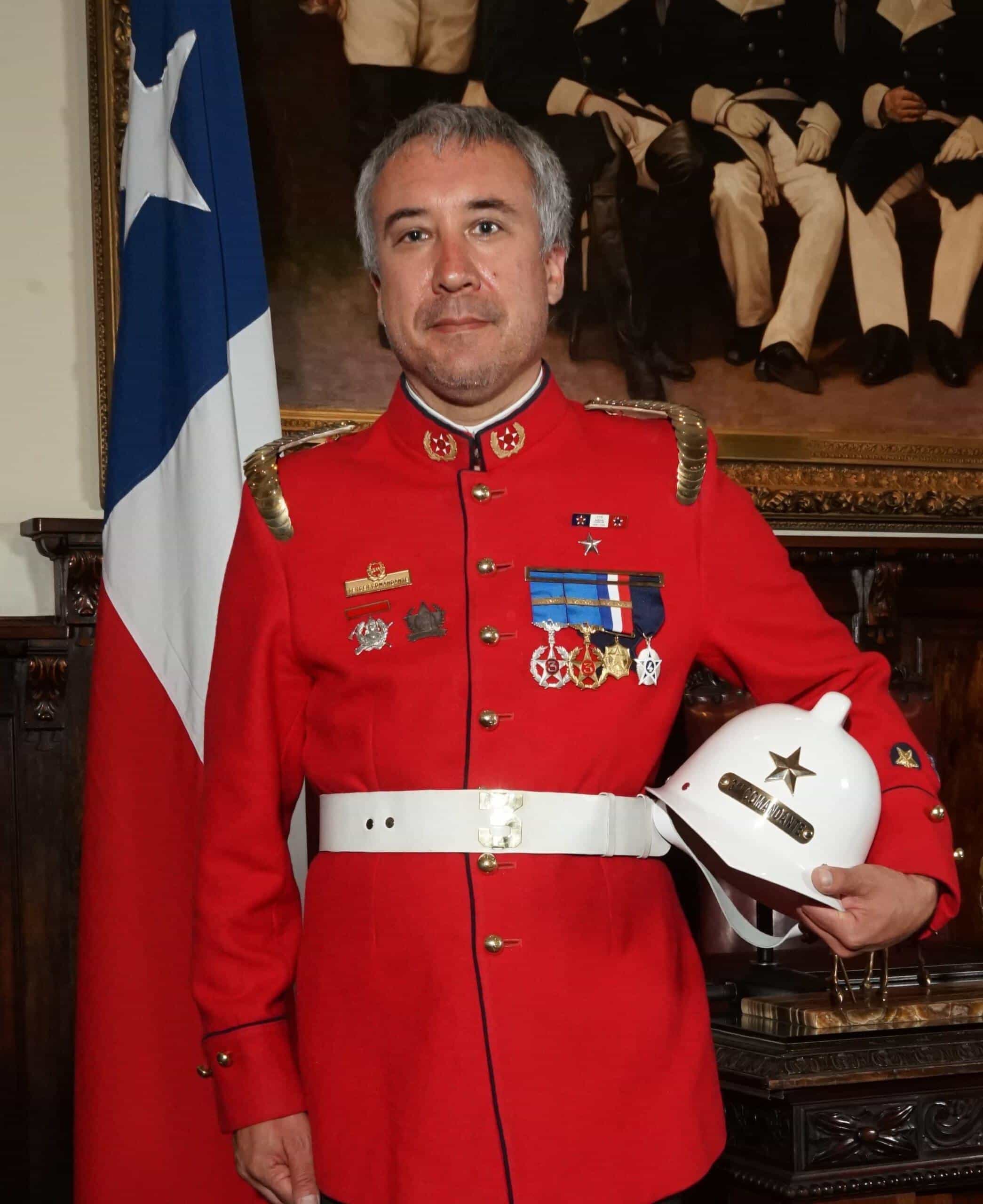 3 COMANDANTE CUT 1