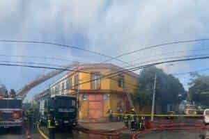 El CBS respondió a Tercera Alarma de Incendio en la comuna de Santiago