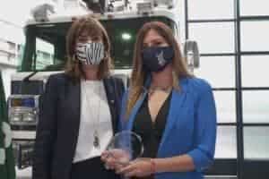 Ministerio de la Mujer distinguió a la Capitán Carolina Lazo, de la 12ª Compañía