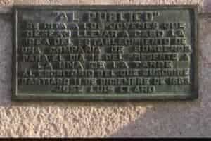 Roban placas de Monumento a víctimas del incendio de la Iglesia de la Compañía