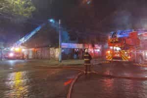 CBS controló incendio que amenazó cité en barrio Franklin