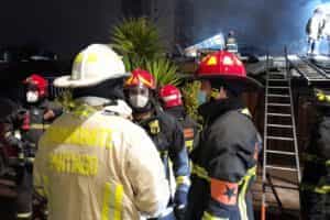 CBS controló incendio que afectó cuatro casas en Estación Central