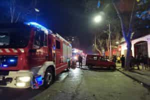 El CBS extinguió incendio que afectó cité en General MacKenna y Almirante Barroso