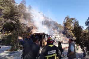 El CBS respondió ante incendio en propiedad de comuna de Lo Barnechea
