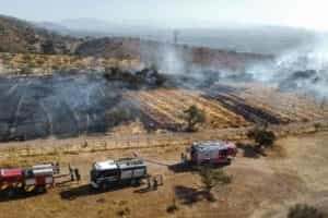 El CBS trabajó en control y extinción de incendio forestal en Las Condes
