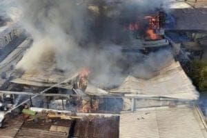 El CBS controló incendio que afectó seis propiedades en la comuna de Recoleta