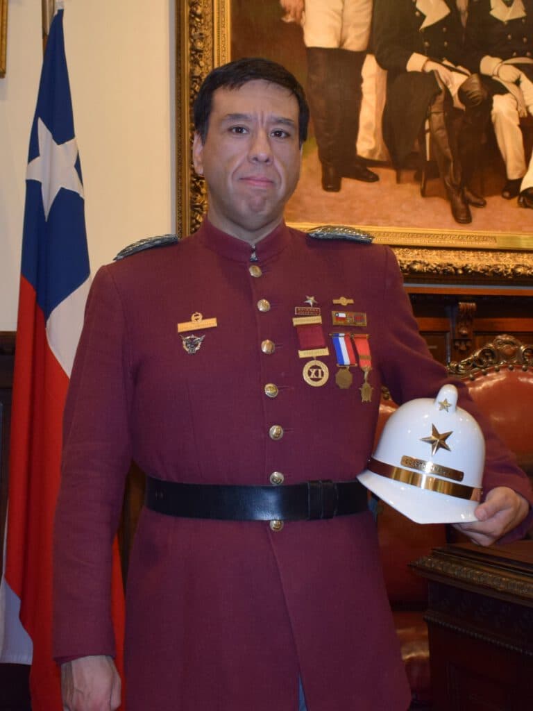 CUARTO COMANDANTE VALE 3