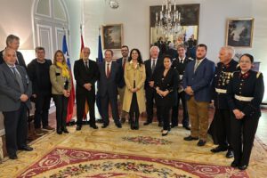 Embajada de España en Chile entregó aporte a la 10ª Compañía del CBS