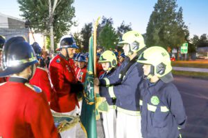 Brigada Juvenil de la 16ª Compañía del CBS recibió su nuevo estandarte