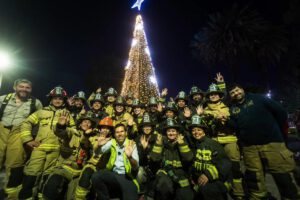 21ª Compañía “Bomba Renca” participó en desfile previo a Navidad por calles de la comuna