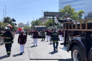 9ª Compañía “Bomba Yungay” participó en el Paris Parade 2023