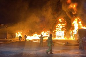 El CBS controló Tercera Alarma que consumió 15 buses en Estación Central