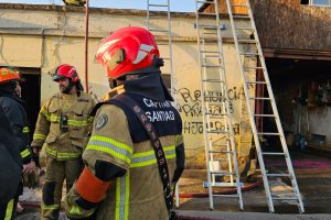 El CBS controló incendio declarado en la comuna de Estación Central