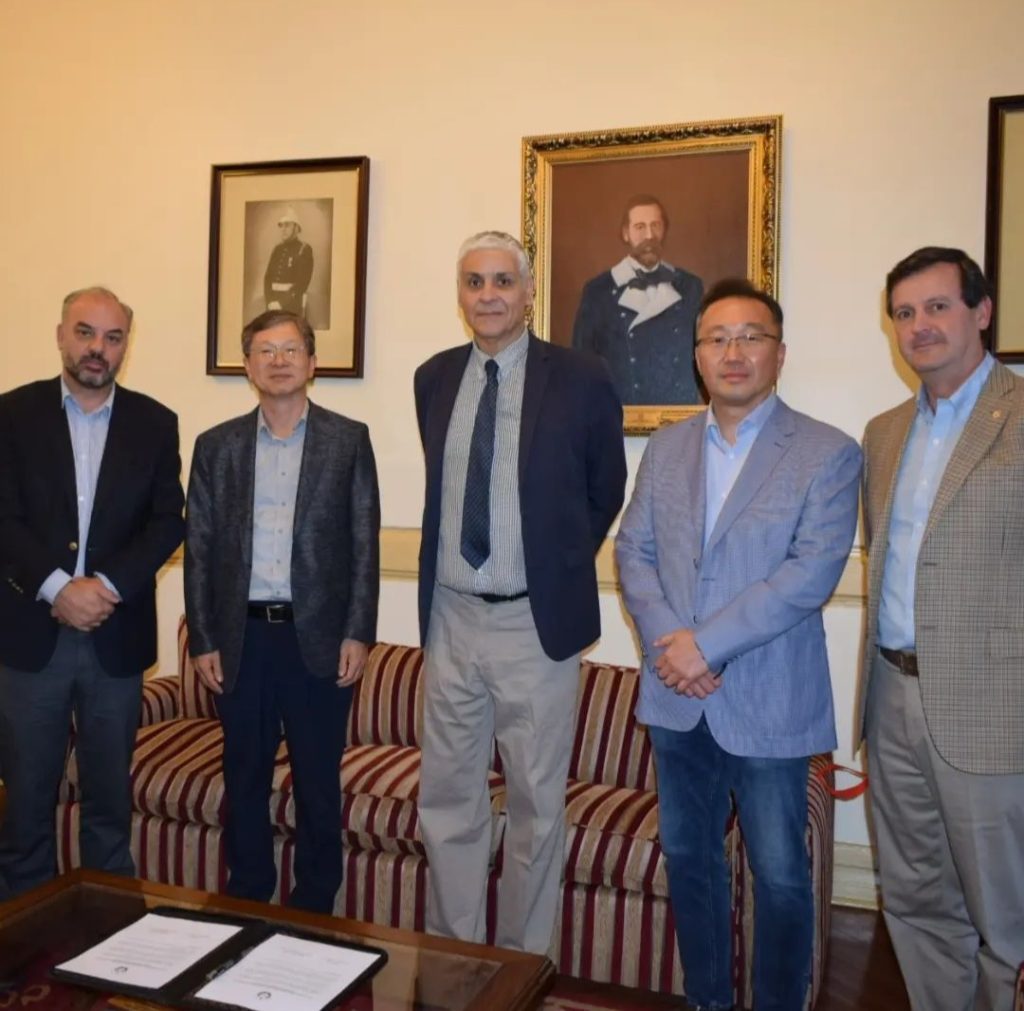 Asociación Coreana en Chile se reunió con Oficiales Generales del CBS
