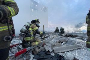 El CBS control&oacute; incendio que afect&oacute; a edificio de instituto en barrio Bellavista