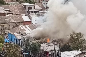 El CBS controló incendio fatal en la comuna de Independencia