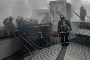 El CBS control&oacute; incendio que afect&oacute; jard&iacute;n infantil abandonado