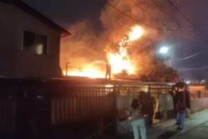El CBS respondi&oacute; a incendio en Renca previo a finalizar emergencia en Barrio Meiggs