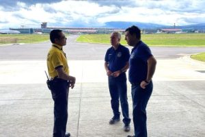 Comandante realiza visita oficial a Bomberos de Costa Rica