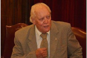 El CBS record&oacute; al Director Honorario Enrique Matta Rogers