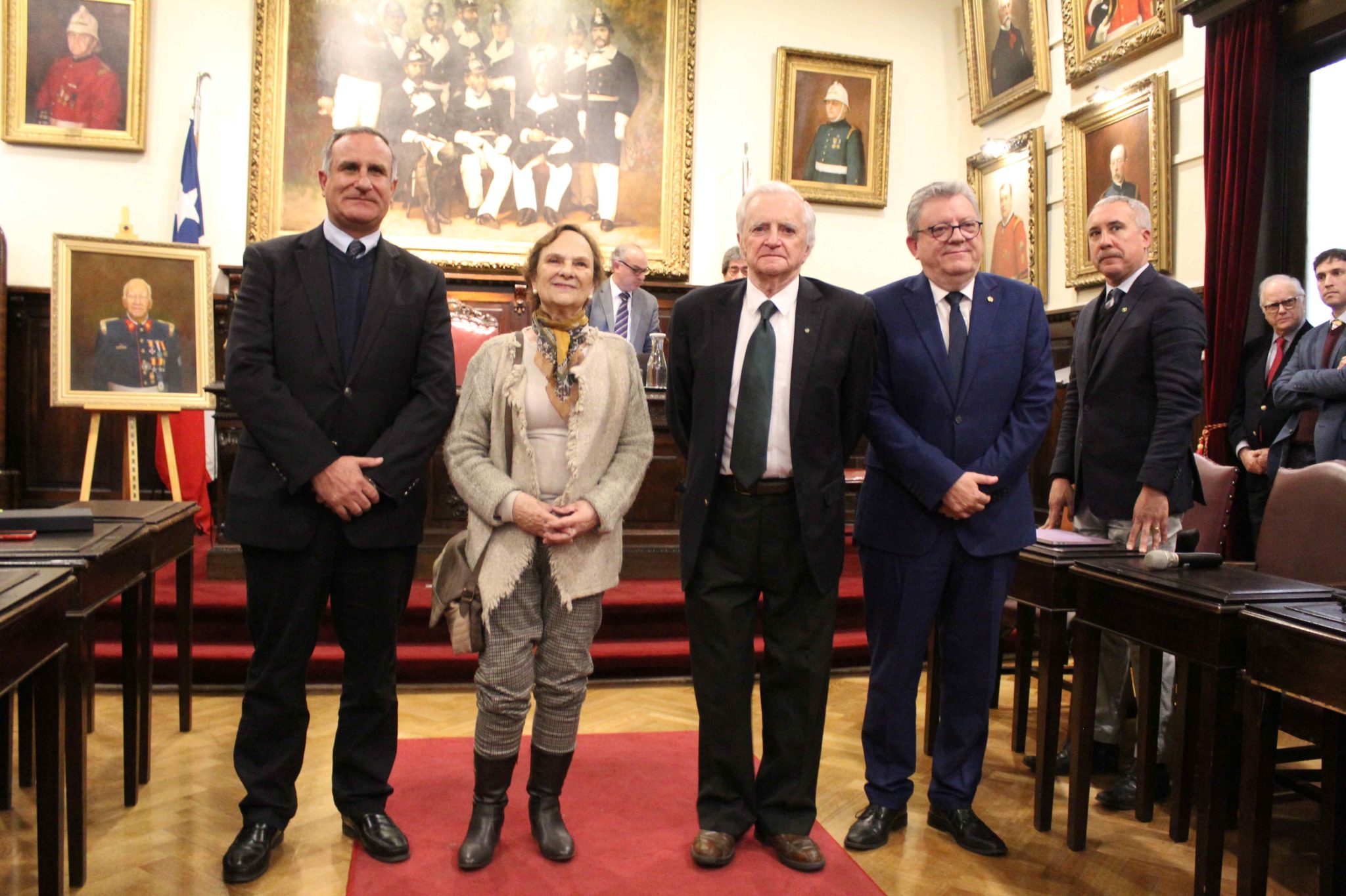 Emotiva entrega de certificados por 60 años de servicios a Miembros ...