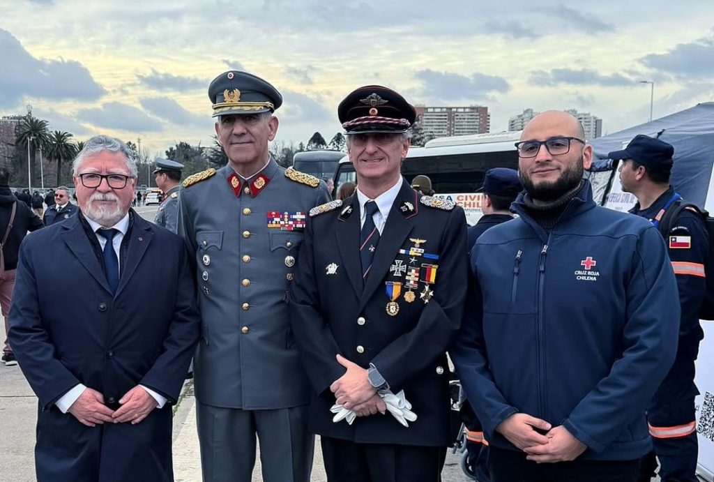 Segundo Vicepresidente Metropolitano de Bomberos asistió a ceremonia por el 80° aniversario de la Defensa Civil
