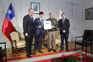Voluntario de la 10ª Compañía recibió distinción por Puntaje Nacional PAES de Invierno