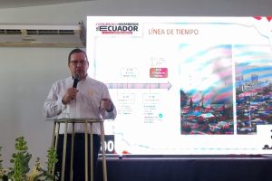 III Congreso de Bomberos de Ecuador conoció la experiencia del CBS en incendio del Hospital San Borja-Arriarán