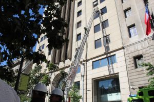 Alarma de Incendio se activó en edificio contiguo al Ministerio de Justicia