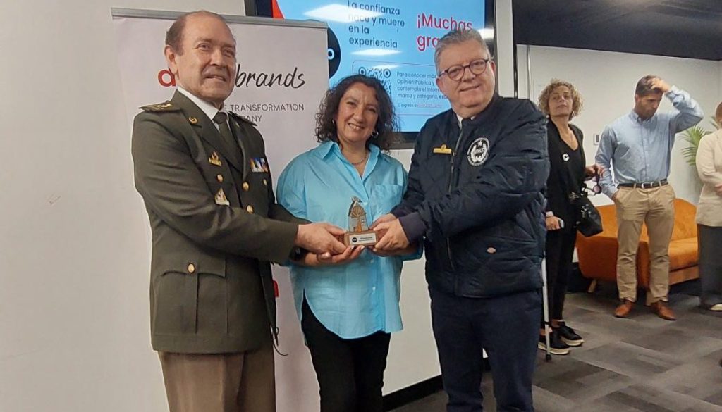 Índice ICREO 2025: Bomberos logran primer lugar en confianza Institucional