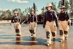 CBS y EBS certifican cuatro instructores en EE. UU. para próximo simulador de fuego estructural