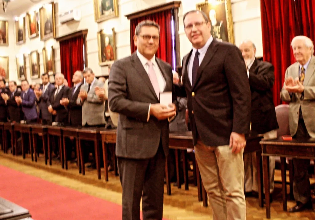 Voluntario Honorario Renato Bueno, de la 17ª Compañía, es el nuevo Tesorero General del CBS