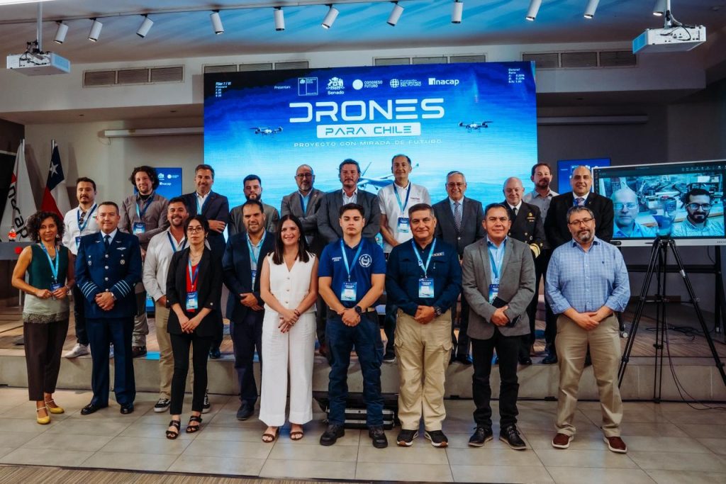 Departamento de Operaciones Aéreas del CBS formó parte en el lanzamiento del proyecto “Drones para Chile”