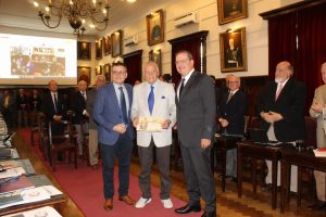 Directorio entreg&oacute; Premios de Constancia a Voluntarios Honorarios de la 13&ordf;, 14&ordf; y 15&ordf; Compa&ntilde;&iacute;a