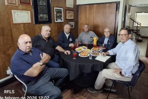 La Pe&ntilde;a de los 50 a&ntilde;os se reuni&oacute; con nuevo Director de la 12&ordf; Compa&ntilde;&iacute;a