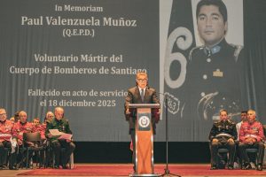 Alcalde Desbordes destac&oacute; el valor del Cuerpo de Bomberos de Santiago en la historia, cultura, servicio y sacrificio