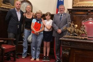 Familia del Comandante M&aacute;rtir Felipe Dawes visit&oacute; el Cuartel General y MuBo