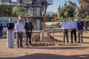 El Cuerpo de Bomberos de Santiago coloc&oacute; la primera piedra del Complejo de Fuego Estructural