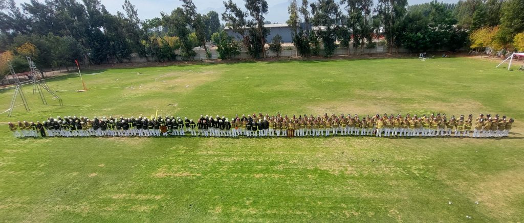 Destrezas bomberiles y ambiente familiar en competencias de la 15&ordf; y 20&ordf; Compa&ntilde;&iacute;a