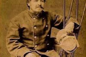 El &ldquo;General Dinamita&rdquo;: bombero de Santiago y h&eacute;roe de guerra