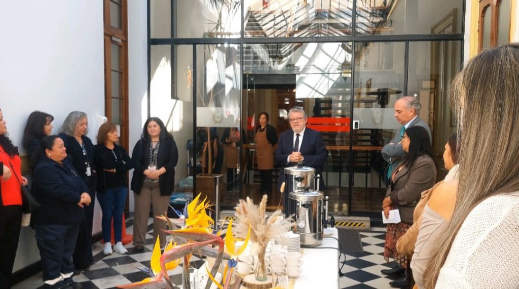 El CBS ofreci&oacute; un desayuno a funcionarias por el D&iacute;a de la Madre