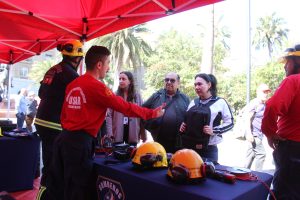 Grupo USAR-Santiago se hizo presente en D&iacute;a Internacional de V&iacute;ctimas de Terremotos