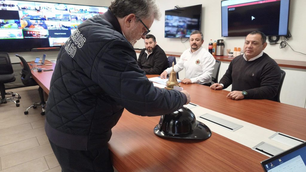El Superintendente del CBS particip&oacute; en elecciones para cargos de Bomberos de Chile