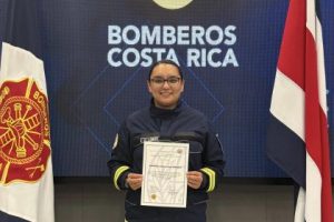 Voluntaria de &ldquo;Pompe France&rdquo; concurri&oacute; a curso avanzado de Materiales Peligrosos