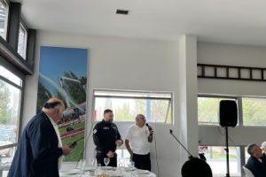 Pe&ntilde;a de los 50 A&ntilde;os recibi&oacute; a delegaci&oacute;n de la 3&ordf; Compa&ntilde;&iacute;a del Cuerpo de Bomberos de Machal&iacute;