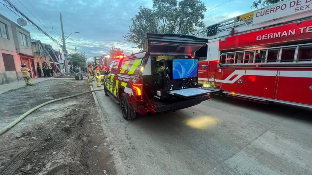 Nuevo Puesto de Comando de Incidente Avanzado K-3 entr&oacute; en acci&oacute;n en incendio de Estaci&oacute;n Central